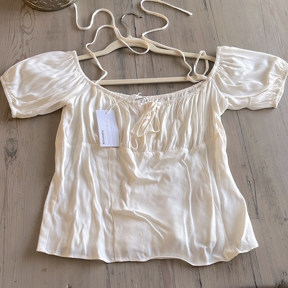 Reformation  Puff Sleeve Smocked Blouse Top in Cream Size 10 - Picture 5 of 15